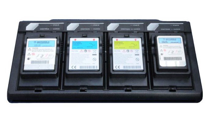 Akkuladegerät (4) für Iridium 950x(a)